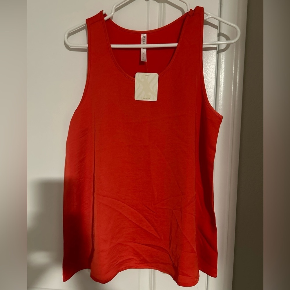 Fabletics Strawberry Red Ecosatin Tank Scoop Neck Loose Fit (S) NWT